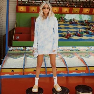 Skatie | Salty Blonde Miley Hoodie Dress - Vail Sz Small
